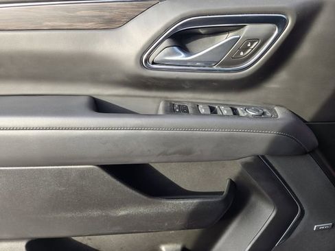 Used 2024 Chevrolet Tahoe Z71 w/ Luxury Package image 26