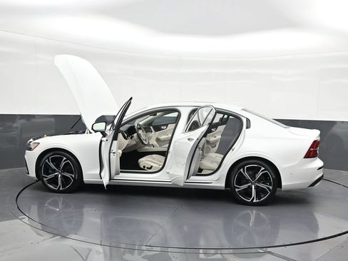 Certified 2024 Volvo S60 B5 Plus FWD image 35