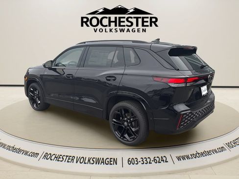 Used 2026 Volkswagen Tiguan SE R-Line AWD/4WD image 5