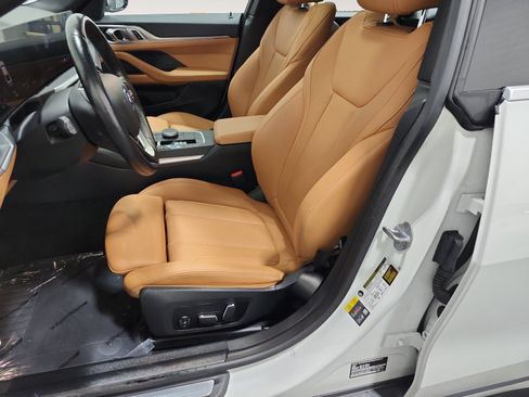 Used 2024 BMW i4 eDrive35 w/ Premium Package RWD image 9