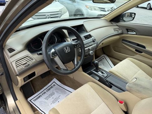 Used 2010 Honda Accord LX image 10