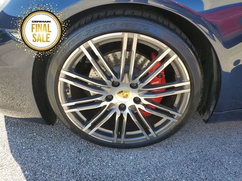 Used 2015 Porsche 911 Carrera S image 10