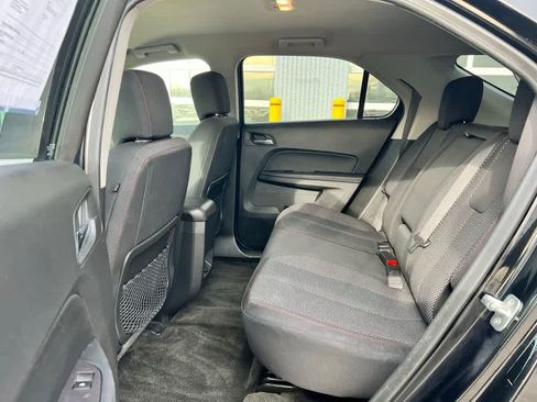 Used 2017 Chevrolet Equinox LT w/ Convenience Package image 16