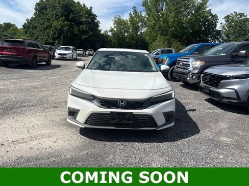 Used 2024 Honda Civic EX-L image 3