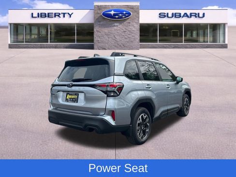 Used 2026 Subaru Forester Premium AWD/4WD image 8