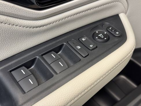 Used 2026 Honda Odyssey Touring image 10