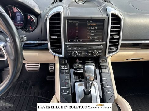 Used 2016 Porsche Cayenne S AWD/4WD image 17