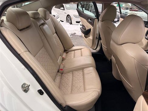 Used 2016 Nissan Maxima Platinum image 16