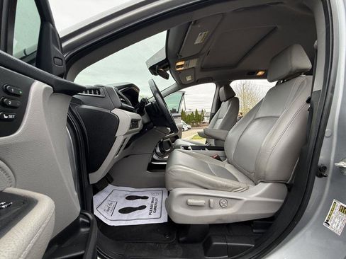 Used 2018 Honda Odyssey EX-L image 15