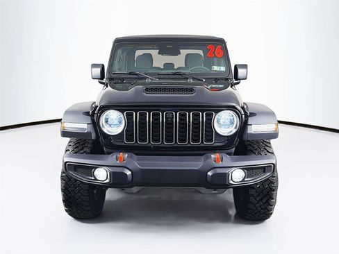 Used 2026 Jeep Gladiator Mojave w/ Safety Group AWD/4WD image 2