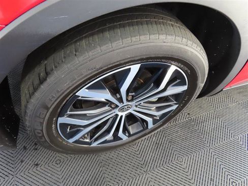 Used 2024 Toyota Crown XLE image 8