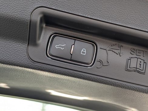 New 2026 Ford F550 4x4 Regular Cab Super Duty w/ XL Chrome Package image 15