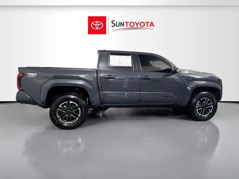 Used 2024 Toyota Tacoma TRD Sport image 2