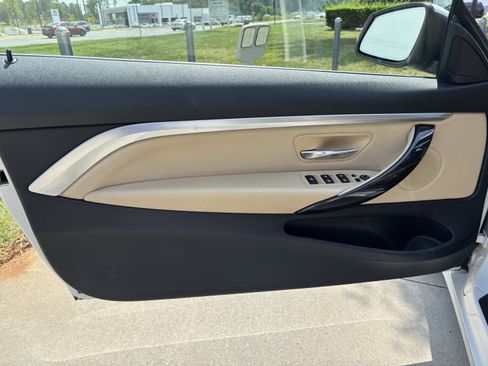 Used 2017 BMW 430i Convertible RWD image 15