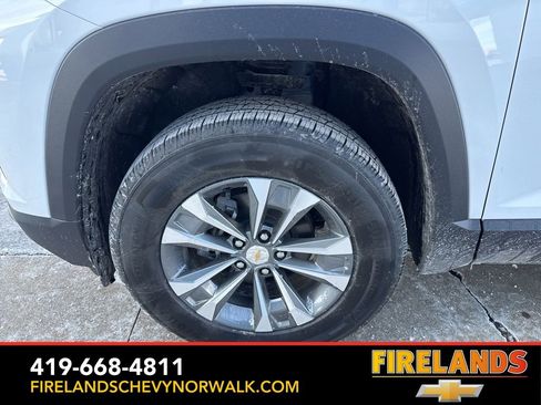 New 2026 Chevrolet Equinox LT w/ Convenience Package II image 16