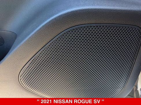 Used 2021 Nissan Rogue SV AWD/4WD image 14
