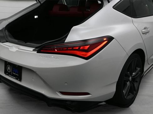 Used 2023 Acura Integra A-Spec image 13