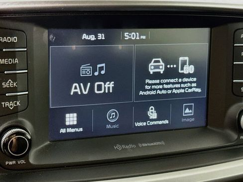 Used 2018 Kia Sorento FWD image 6