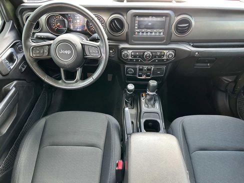 Used 2022 Jeep Gladiator Sport image 20