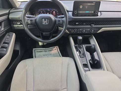 Used 2025 Honda Accord SE image 19