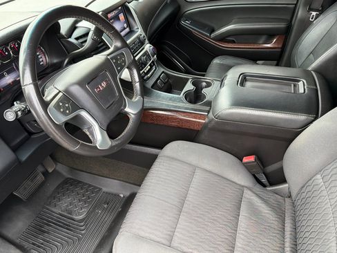 Used 2015 GMC Yukon SLE w/ Convenience Package image 10