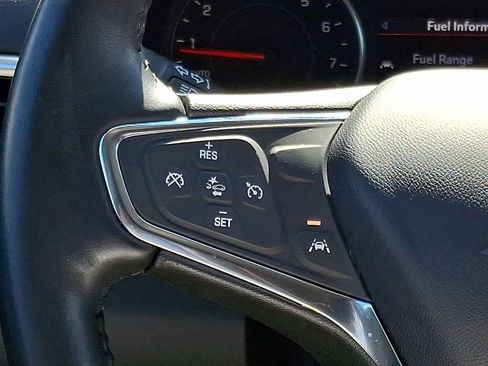 Used 2021 Chevrolet Equinox LT FWD image 22