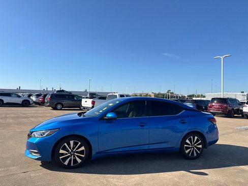 Used 2023 Nissan Sentra SV w/ SV Premium Package FWD image 12