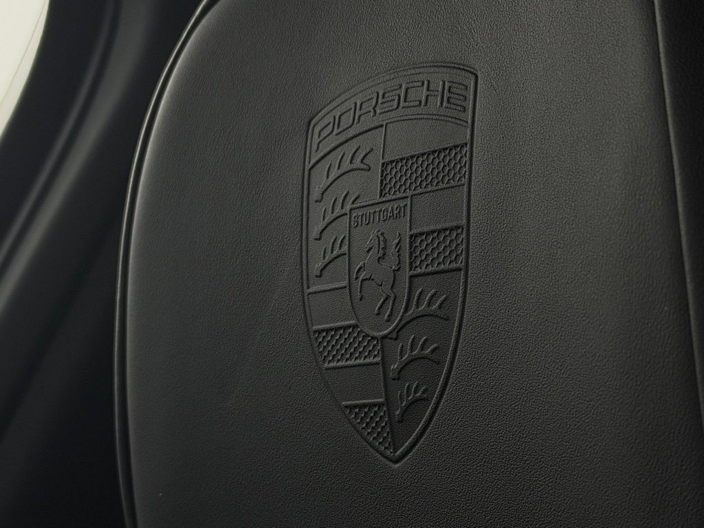 Certified 2026 Porsche Cayenne Coupe AWD/4WD image 33