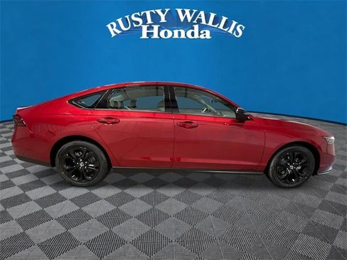 New 2025 Honda Accord SE image 2