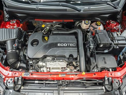 Used 2022 Chevrolet Equinox RS w/ RS Leather Package image 19