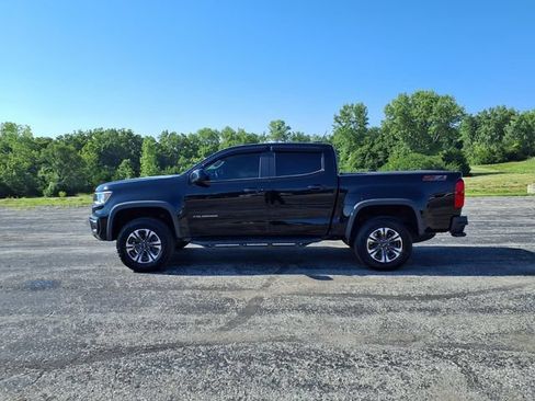 Used 2021 Chevrolet Colorado Z71 AWD/4WD image 9