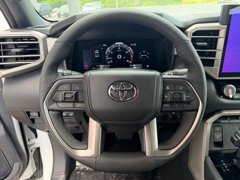 New 2026 Toyota Tundra Limited AWD/4WD image 8