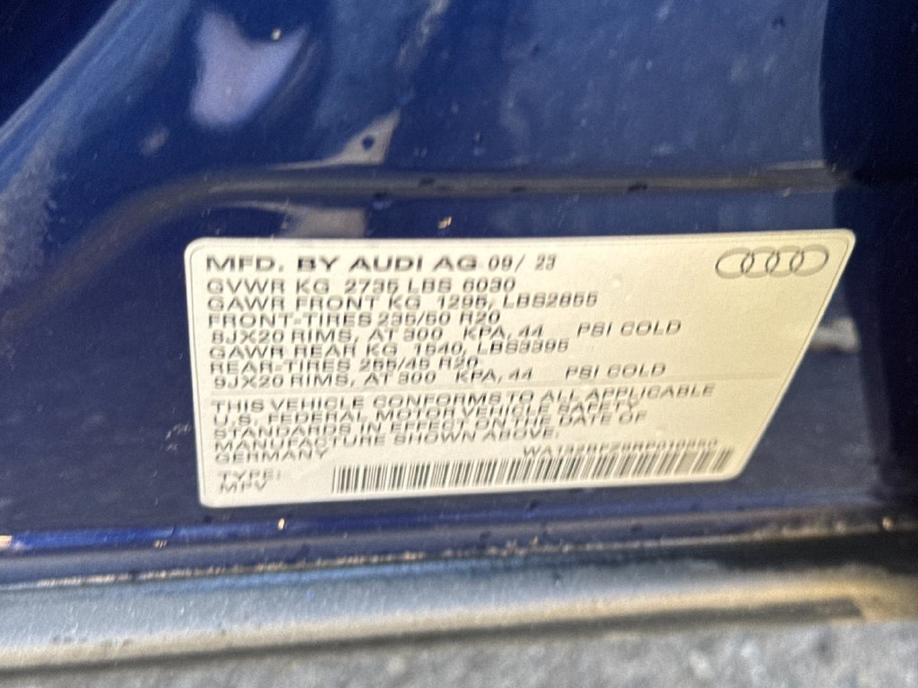 Certified 2024 Audi Q4 e-tron Premium Plus w/ Premium Plus AWD/4WD image 39