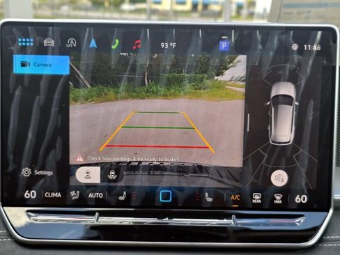 New 2025 Volkswagen Tiguan SE image 15