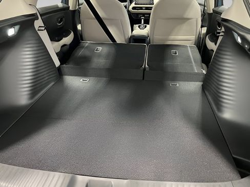 Certified 2024 Honda HR-V LX image 29