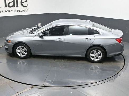 Used 2024 Chevrolet Malibu LT image 41