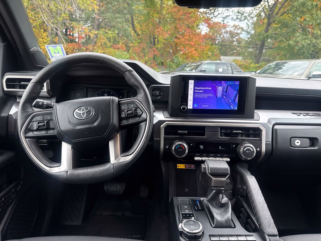 Certified 2024 Toyota Tacoma SR5 AWD/4WD image 21