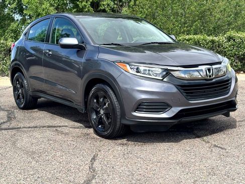 Used 2021 Honda HR-V LX image 11