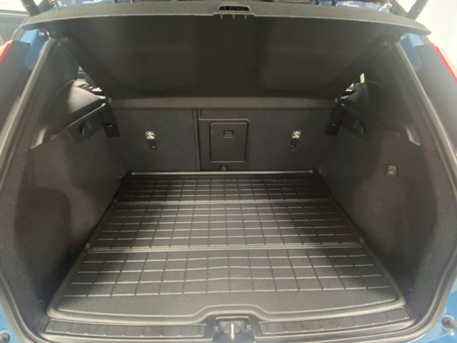 Used 2023 Volvo XC40 Recharge Ultimate w/ Protection Package Premier AWD/4WD image 9