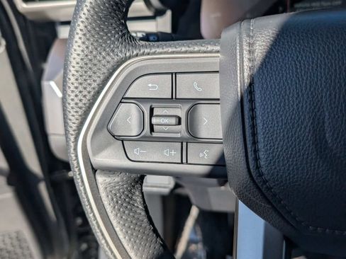 Used 2025 Toyota Tacoma TRD Off-Road image 19