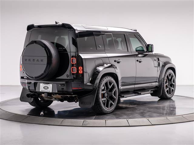 Used 2023 Land Rover Defender 110 V8 AWD/4WD image 5