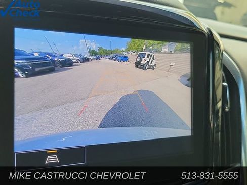 Used 2023 Chevrolet Traverse LT AWD/4WD image 13