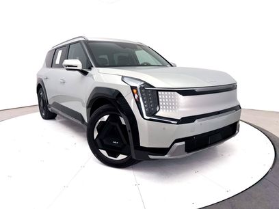 Certified 2024 Kia EV9 Land
