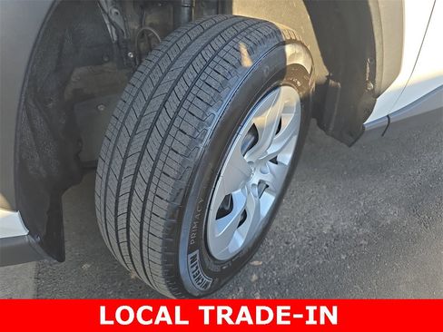 Used 2024 Toyota RAV4 LE image 32