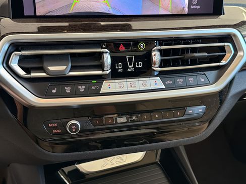 Used 2023 BMW X3 xDrive30i w/ Premium Package AWD/4WD image 18