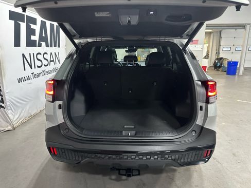Used 2025 Kia Sportage X-Line w/ Premium Package image 25