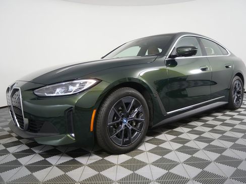 Used 2023 BMW i4 eDrive35 image 7