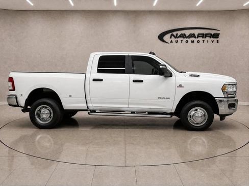 Used 2024 RAM 3500 Big Horn AWD/4WD image 8