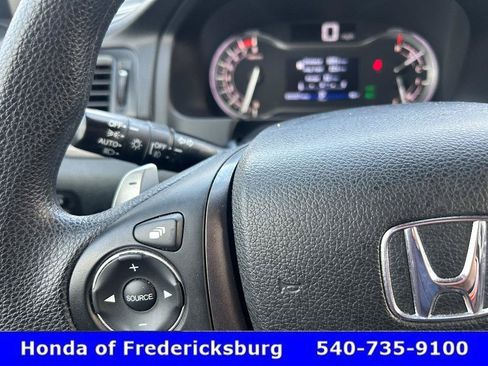 Used 2023 Honda Ridgeline Sport image 17