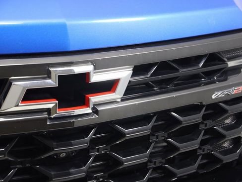 Used 2023 Chevrolet Silverado 1500 ZR2 w/ Technology Package image 17